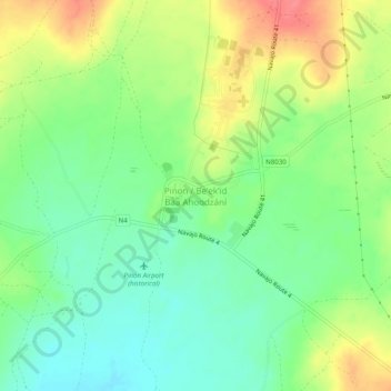 Pinonの地形図、標高、地勢