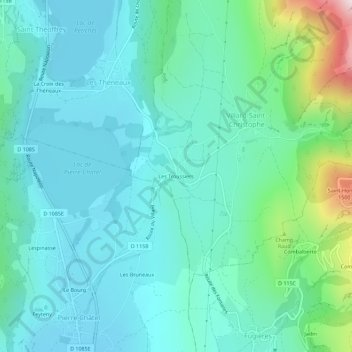 Les Troussiersの地形図、標高、地勢