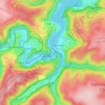 Pleushütteの地形図、標高、地勢