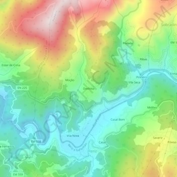 Desfeitaの地形図、標高、地勢