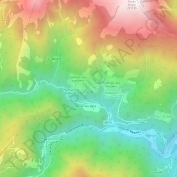 Manigliaの地形図、標高、地勢