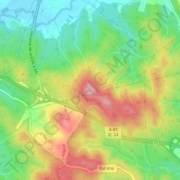 Cornadinhoの地形図、標高、地勢
