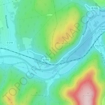Rocher du Corbeauの地形図、標高、地勢