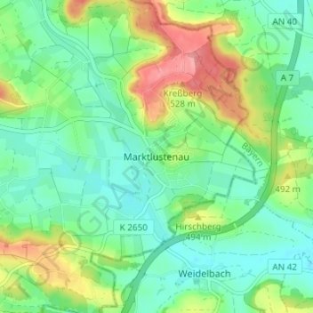 Marktlustenauの地形図、標高、地勢