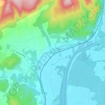 Les Barraquesの地形図、標高、地勢