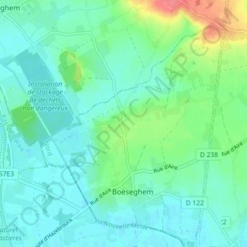 Les Ciseauxの地形図、標高、地勢