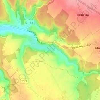 Travaillesの地形図、標高、地勢