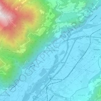 Bessimo Inferioreの地形図、標高、地勢