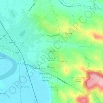 Villayneの地形図、標高、地勢