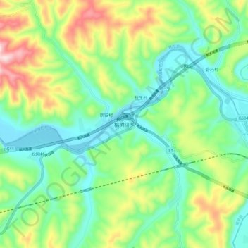 榆树川乡の地形図、標高、地勢