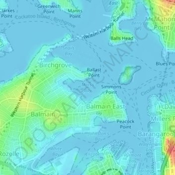 Mort's Bayの地形図、標高、地勢