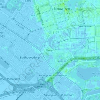 Slotenの地形図、標高、地勢