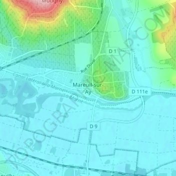 Mareuil-sur-Ayの地形図、標高、地勢