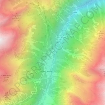 Trafoiの地形図、標高、地勢