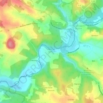 Les Fieuxの地形図、標高、地勢