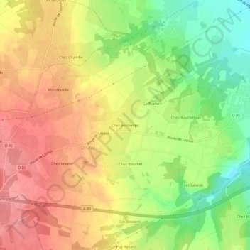Chez Bontempsの地形図、標高、地勢