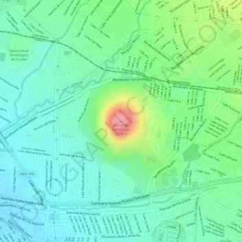 Cerro de Amalucanの地形図、標高、地勢