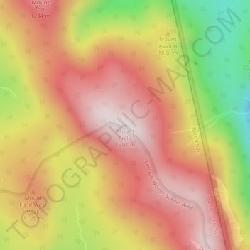 Mount Fieldの地形図、標高、地勢