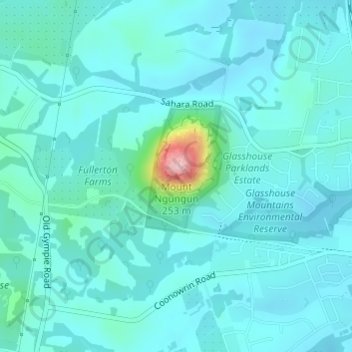 Mount Ngungunの地形図、標高、地勢