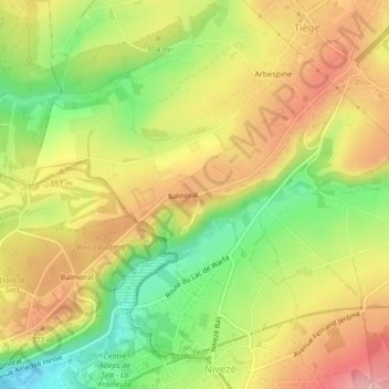 Balmoralの地形図、標高、地勢