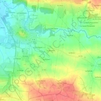 La Blunièreの地形図、標高、地勢