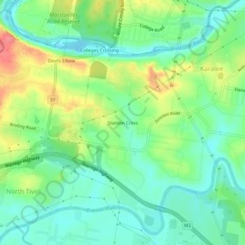 Stanton Crossの地形図、標高、地勢