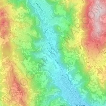 Arsoの地形図、標高、地勢