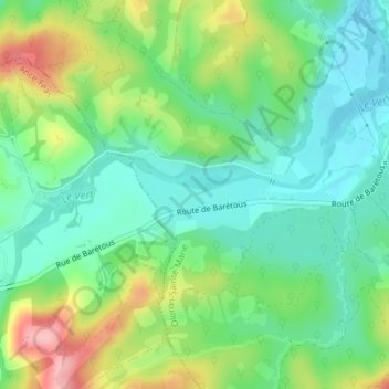 Berneixの地形図、標高、地勢