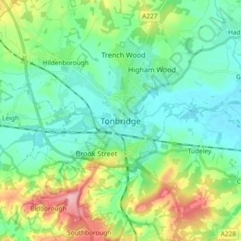 Tonbridgeの地形図、標高、地勢